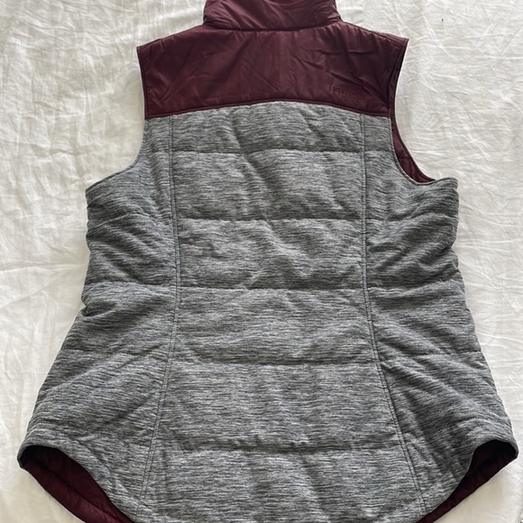 The North Face Down Vest Women’s Size Medium - Picture 6 of 7